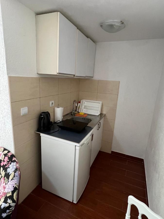 Apartman Tristan Херцег Нови Екстериор снимка