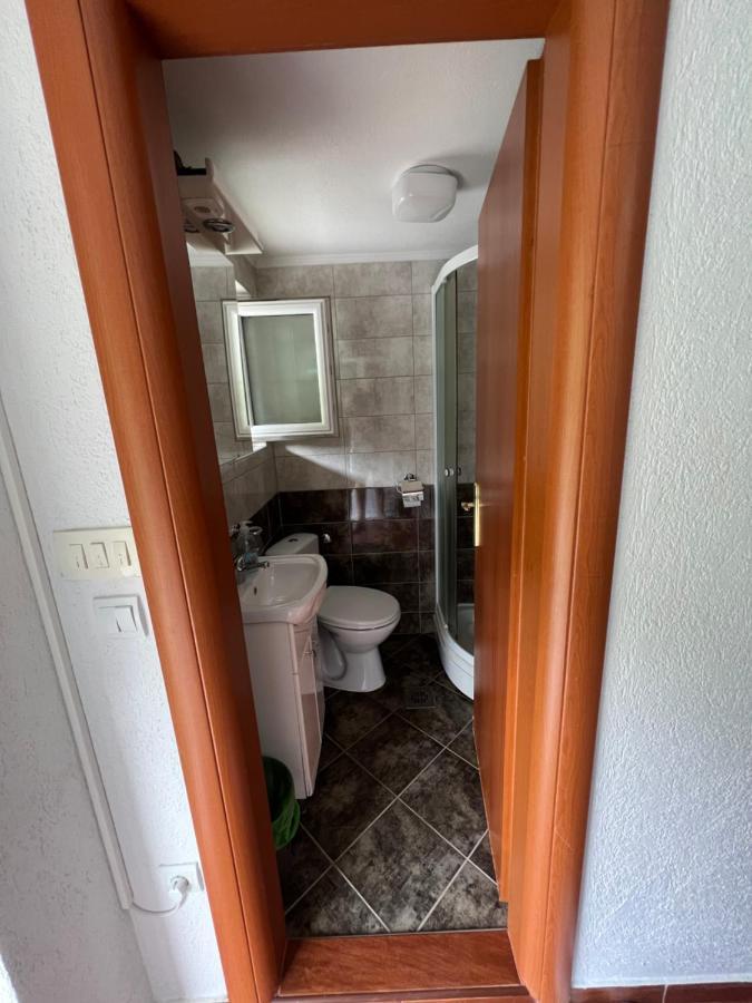 Apartman Tristan Херцег Нови Екстериор снимка
