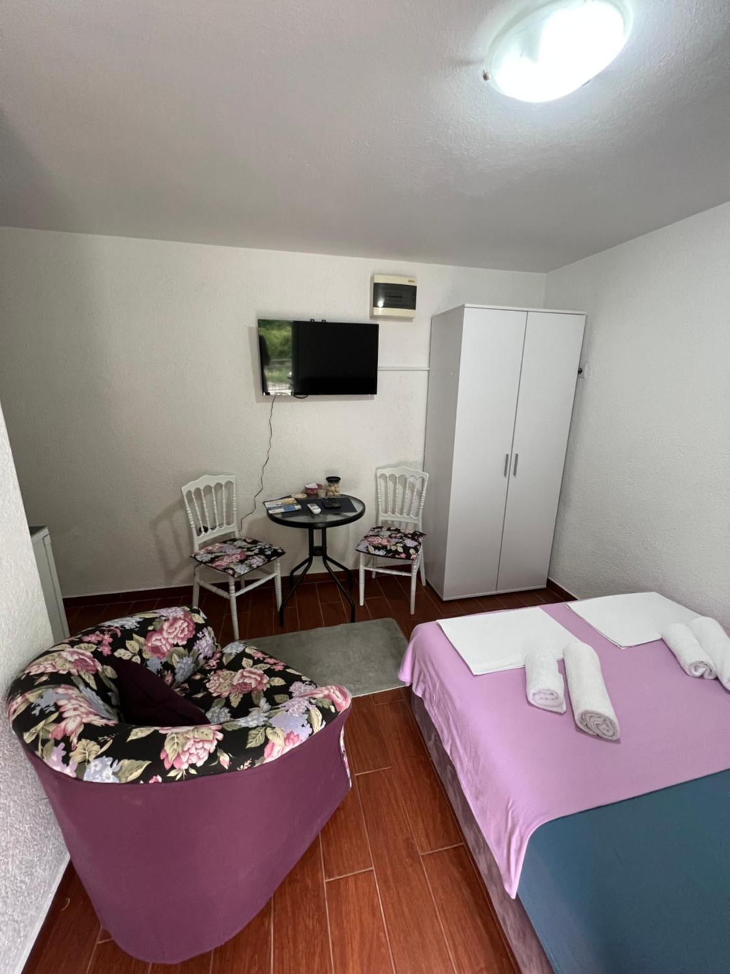 Apartman Tristan Херцег Нови Екстериор снимка